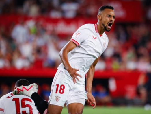 包含今晚塞维利亚内部沟通：欧冠节点到来，目标明确，心理建设被强调的词条