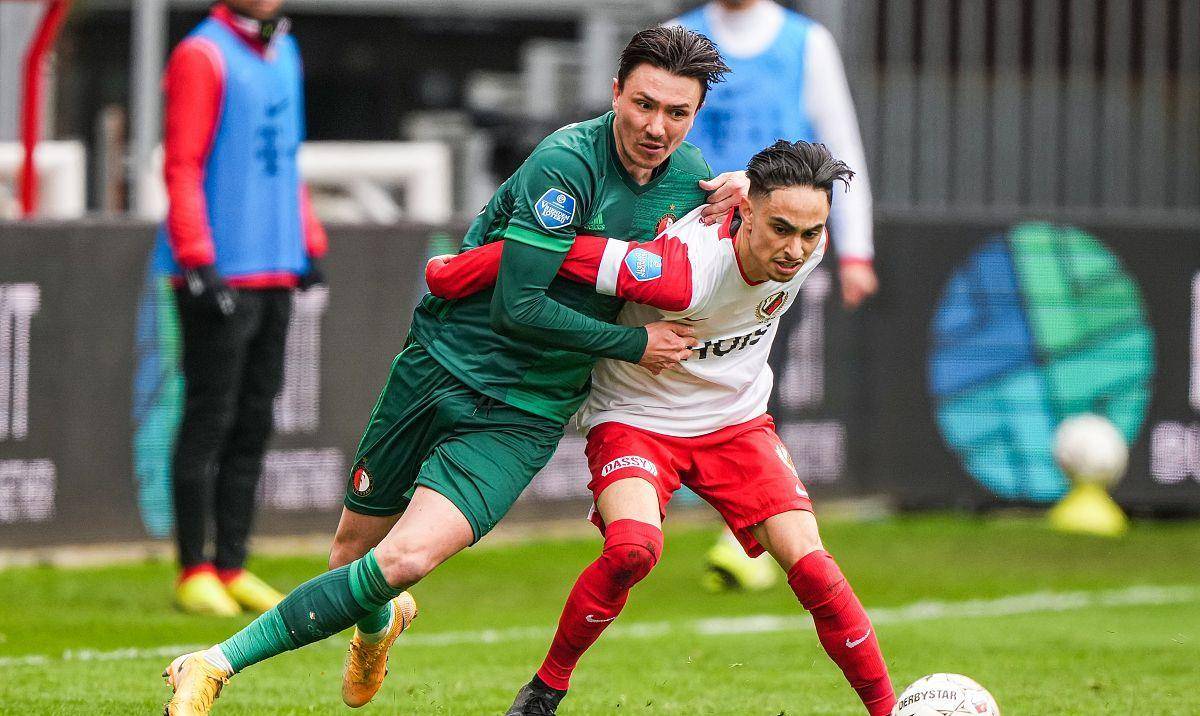 包含亚冠加时末段再迎强敌；阿贾克斯调整名单；主帅态度——态度坚定；阵容厚度经受考验的词条